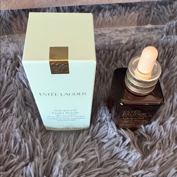Estée Lauder Advanced Night Repair Serum 1 unit NEW